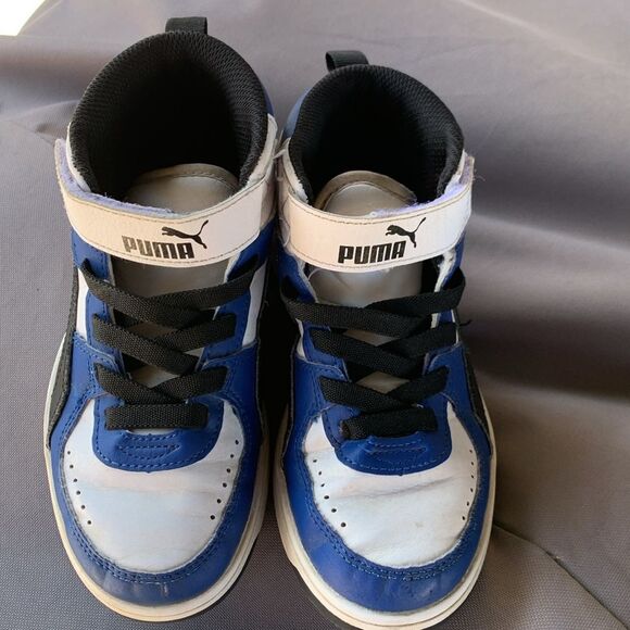 Take 50% OFF- Puma Blue and White Boys Sneakers with Classic Design, Size-1C - Picture 8 of 8
